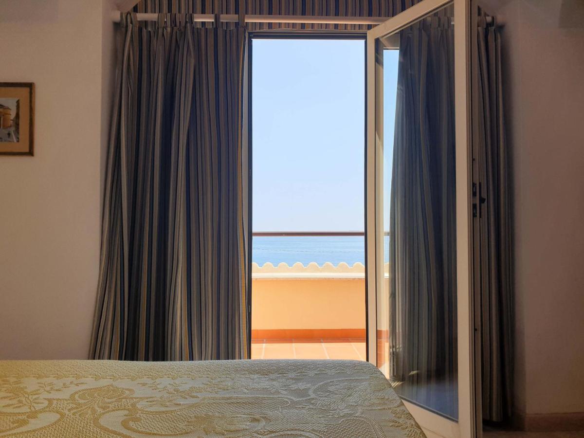 Casa Vacanze Umberto I Bova Marina Luaran gambar