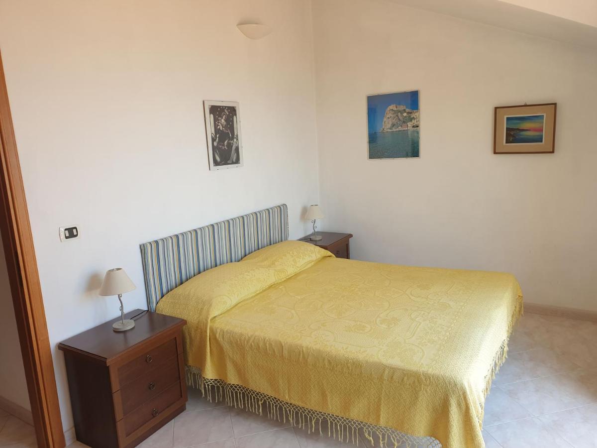 Casa Vacanze Umberto I Bova Marina Luaran gambar