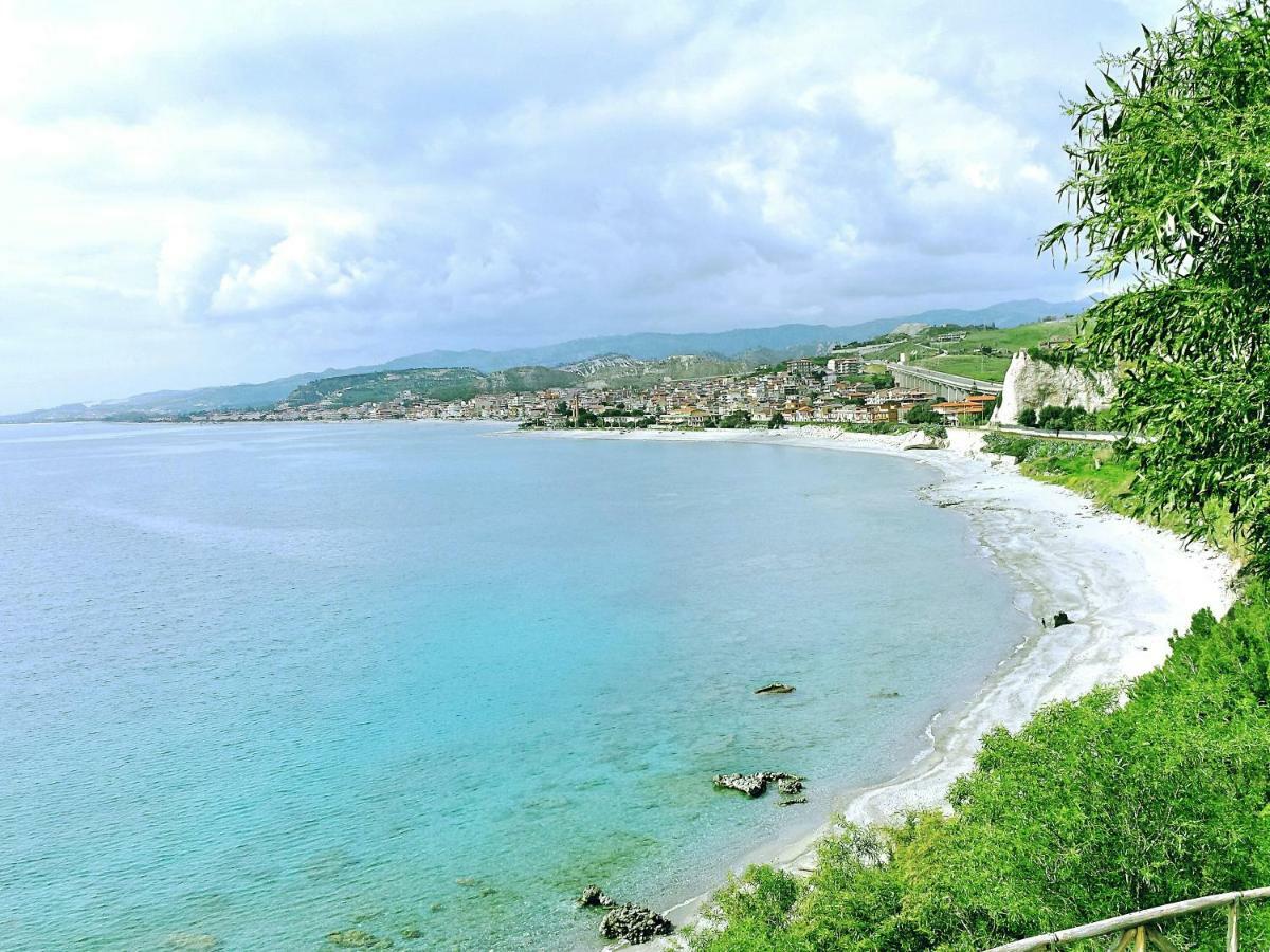 Casa Vacanze Umberto I Bova Marina Luaran gambar