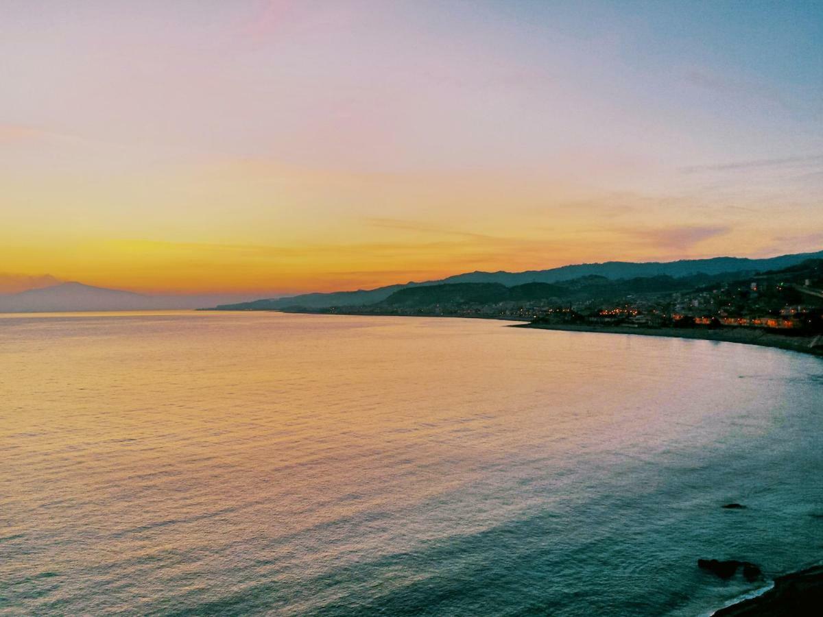Casa Vacanze Umberto I Bova Marina Luaran gambar